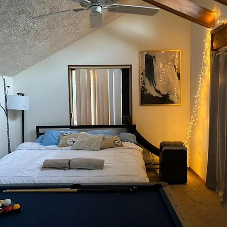 Tobyhanna Ambiance - King Bed Cabin, Jetted-Tub & Fireplace מראה חיצוני תמונה