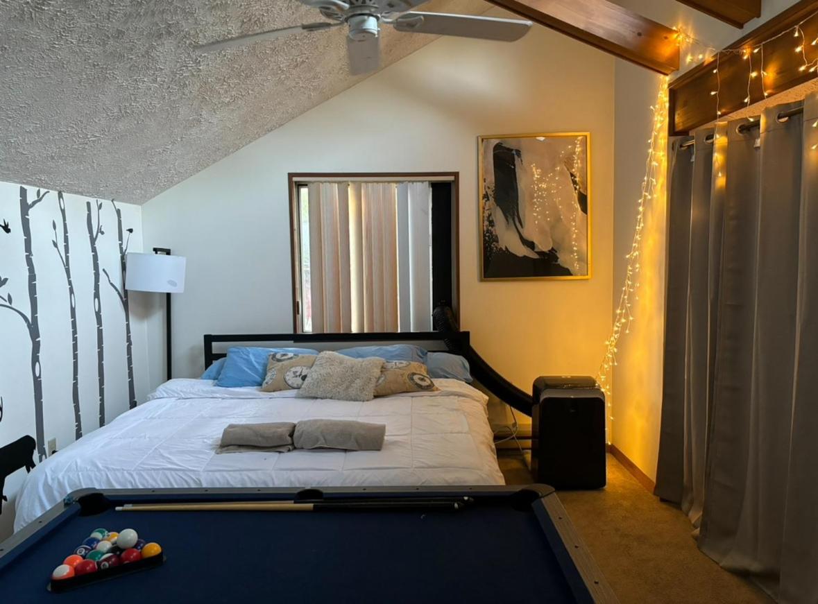 Tobyhanna Ambiance - King Bed Cabin, Jetted-Tub & Fireplace מראה חיצוני תמונה