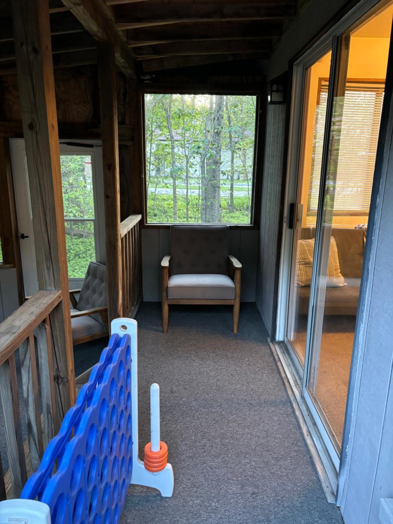 Tobyhanna Ambiance - King Bed Cabin, Jetted-Tub & Fireplace מראה חיצוני תמונה